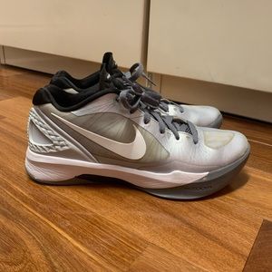 NIKE volley zoom hyperspike volleyball shoes